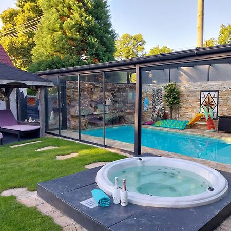 Aspen Villa Kamenny Ujezd  Bagian luar foto